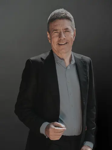 Stefan Wolff